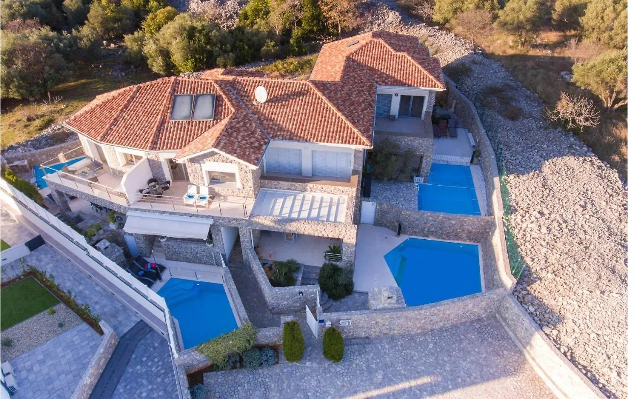 Gorgeous Home In Krk With Outdoor Swimming Pool Krk Town Chorvatsko