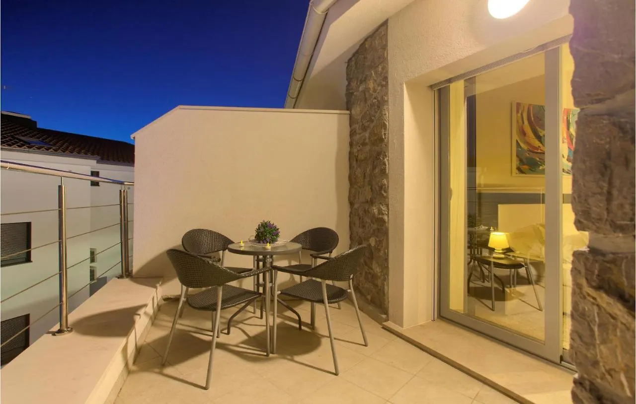Gorgeous Home In Krk With Outdoor Swimming Pool Krk Town Σπίτι διακοπών