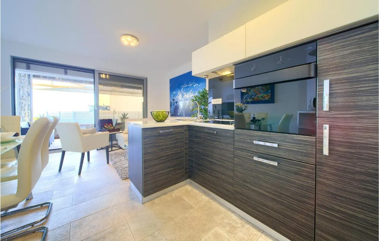 Gorgeous Home In Krk With Outdoor Swimming Pool Krk Town Σπίτι διακοπών