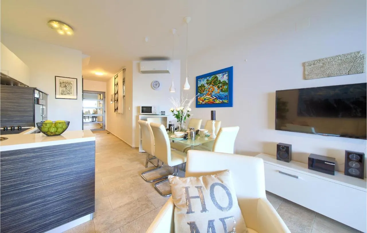 Gorgeous Home In Krk With Outdoor Swimming Pool Krk Town Κροατία